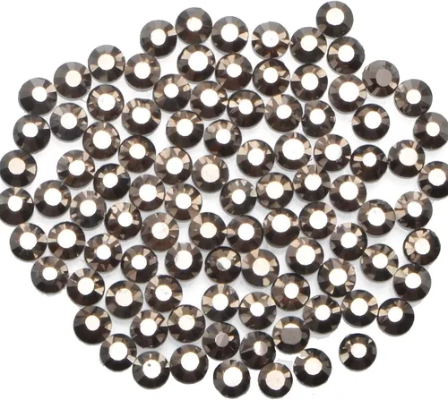 Miniatura 45 de Massive Beads 7800 vasos de hierro termoadhesivos con parte trasera plana, 5 tamaños, diamantes de imitación para hacer proyectos de bricolaje