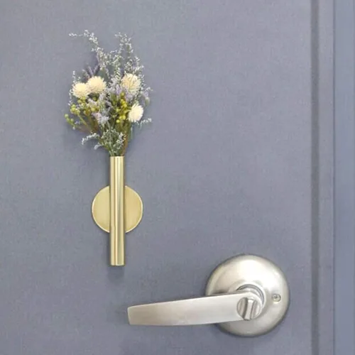 Miniatura 8 de JUXYES Paquete de 2 floreros de pared de metal con calcomanías, moderno soporte para flores secas, decoración de pared para porche, oficina en casa