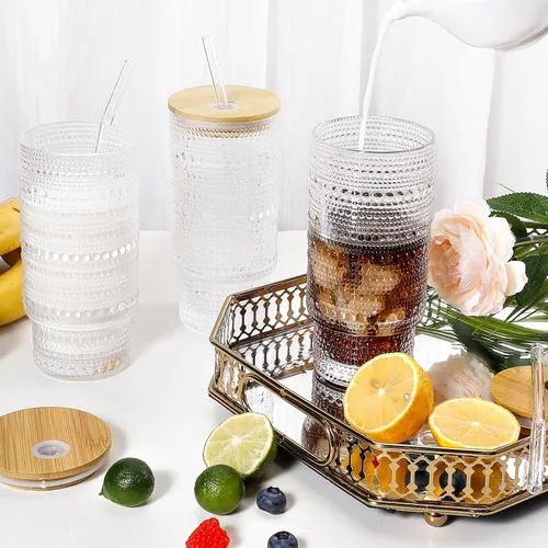 Miniatura 4 de CWHHRN Vasos de vidrio de 16 onzas con tapas y pajitas, cristalería vintage en relieve para whisky, cóctel, cerveza, taza de café helado con tapa