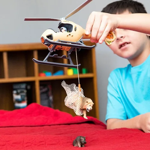 Miniatura 2 de Schleich Wild Life - Juego de helicóptero de rescate de animales de 8 piezas con figuras de león e hipopótamo, altamente detallado, duradero