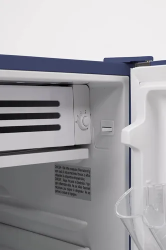 Miniatura 6 de Frigidaire Mini refrigerador, compartimento compacto para congelador, control de termostato ajustable, puerta reversible, serie contemporánea, 4.5
