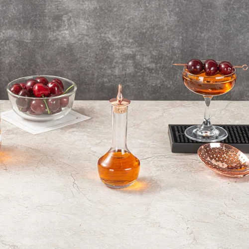 Miniatura 6 de Restaurantware Bar Lux - Botella amarga de 3.5 onzas, 1 vaso amargo de grado profesional, con tapa Dasher chapada en cobre para cócteles o postres