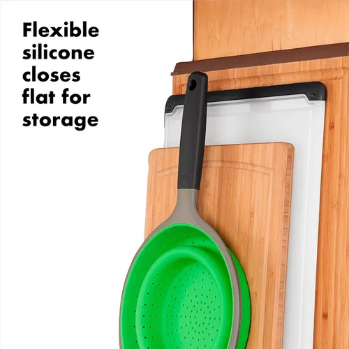 Miniatura 5 de OXO Good Grips Colador de silicona plegable, 2Qt, verde