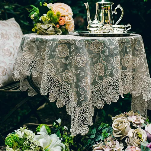 Miniatura 7 de SUTAVIA Mantel redondo de encaje con flores doradas de rosa, cubierta de mesa de café clásica a prueba de polvo, protector de mesa para comedor