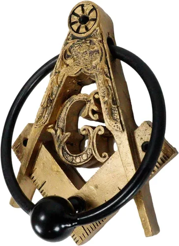 Miniatura 2 de Ebros Gift Masonería Masónica de Oro Sintético Antiguo Cuadrado Masónico y Brújulas Monograma Aldaba de puerta decorativa con volutas de resina
