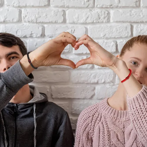 Miniatura 5 de Desimtion Regalos para mamá, papá, parejas, 100 idiomas, "I Love You", pulseras rojas del destino para novio y novia