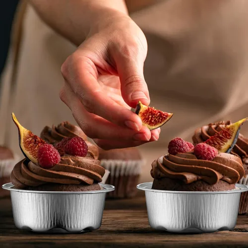 Miniatura 5 de Eaasty 150 tazas para hornear con tapas, forros para magdalenas de 1.6 onzas, papel de aluminio, mini moldes para tartas, pequeños recipientes