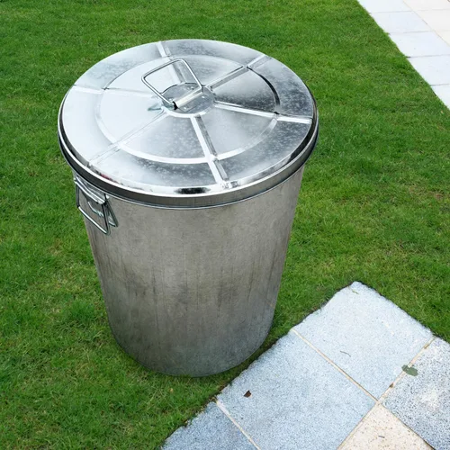 Miniatura 6 de Plexon Bote de basura grande de metal con tapa de 20 galones, cubo de basura decorativo para exteriores, cubo de metal galvanizado resistente
