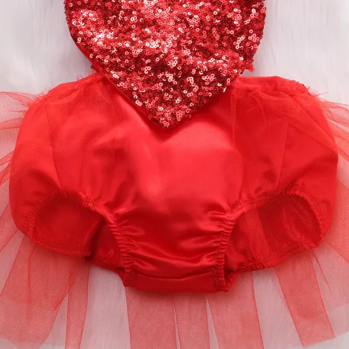 Miniatura 6 de Muasaaluxi Mameluco de San Valentín para niñas recién nacidas, vestido de tutú con manga volada, corazón y lentejuelas, traje de verano 0-3 años