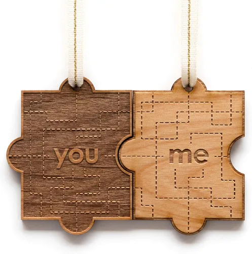Pareja de Adornos de Madera de Rompecabezas "Tú y Yo" para Aniversario de Boda, Vacaciones [Adorno de Amor con Nombre Personalizado, Regalo de