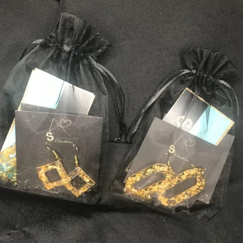 Miniatura 7 de Bolsas de Regalo de Organza Paquetes de 50 con Cordones 4x6 pulgadas Negro para Baby Shower, Cumpleaños de Niña, Recuerdos de Fiesta, Boda, 2-Negro