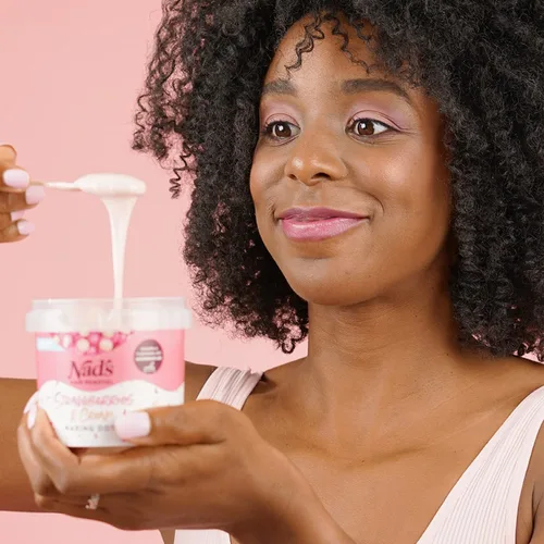 Miniatura 9 de Nad's Waxing Dots - Cuentas de cera dura de fresas y crema, fórmula sin tiras para microondas para mujeres