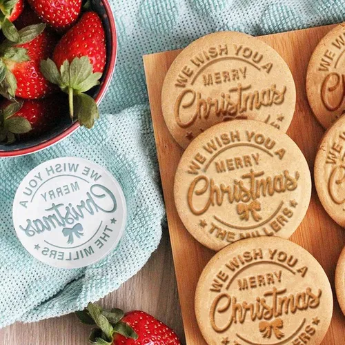 Miniatura 3 de Sello de galletas de Navidad personalizable 2025 con nombre de familia, sorpresa navideña para entusiastas de la repostería (diseño A)