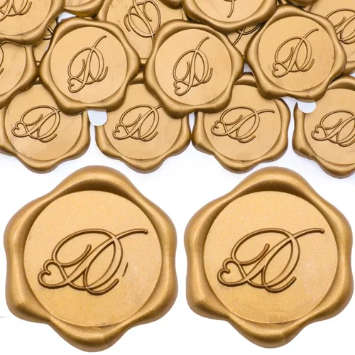 Miniatura 10 de SWANGSA Paquete de 50 calcomanías de sello de cera de letra A, diseño de corazón dorado antiguo, calcomanías de cera inicial para boda, fiesta