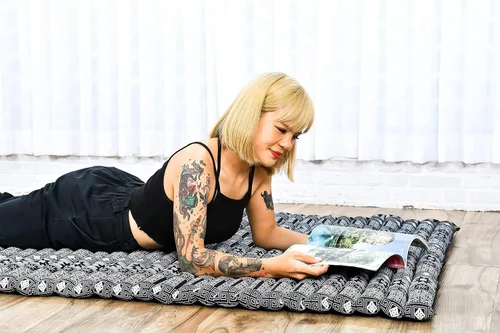 Miniatura 5 de Leewadee - Kapok Roll Mat – Colchón plegable hecho a mano para dormir y relajación de Tailandia, ideal como cama de invitados, esterilla de camping