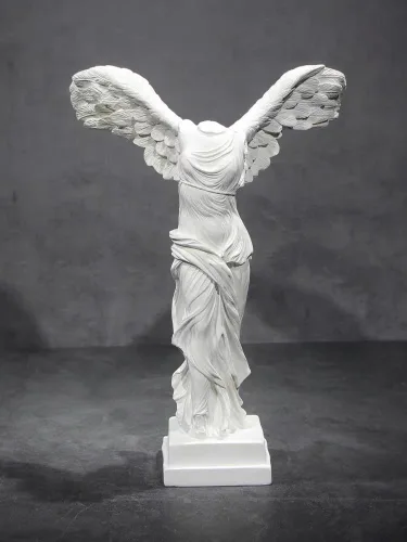 Estatua de diosa griega con alas, diosa de la victoria, 5.5 x 3.9 x 2.9 pulgadas, mitología griega, escultura clásica de resina de diosa para