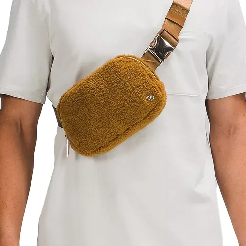 Miniatura 3 de Lululemon Everywhere - Bolsa de forro polar, caramelo quemado