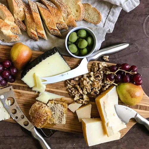 Miniatura 3 de ZWILLING Colección Juego de cuchillos de queso de 3 piezas para tabla de embutidos, juego de regalo