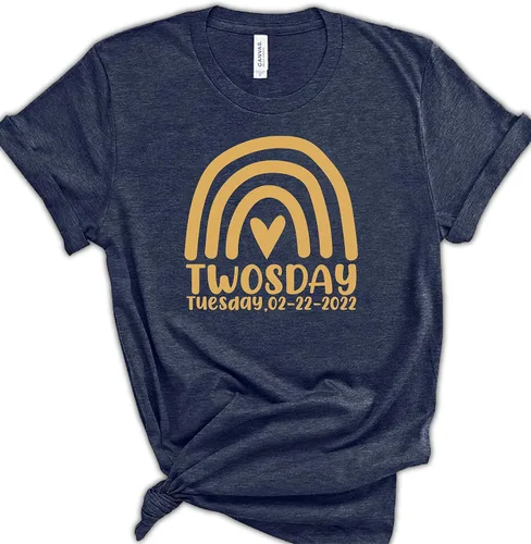 Miniatura 5 de Twosday T-Shirt, Twosday 02-22-2022 T-Shirt for Adult Toddler Youth Men Women Baby, Twosday 02-22-2022 Tuesday Mono Color Rainbow T-Shirt for Women