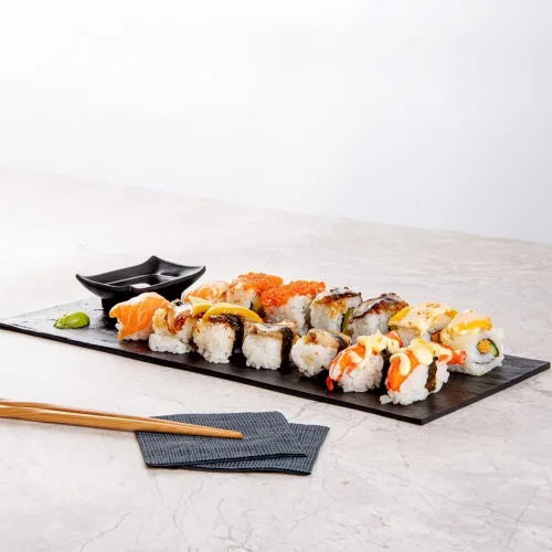 Miniatura 5 de Restaurantware Platos de servir de 16 x 7 pulgadas, 25 tablas rectangulares de charcutería, imitan el aspecto de platos de plástico negro pizarra