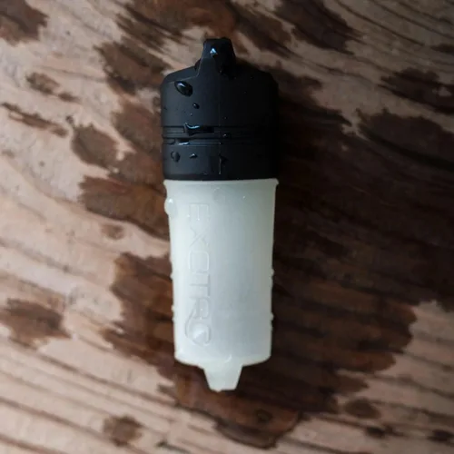Miniatura 4 de Exotac FireSLEEVE - Funda resistente al agua para encendedor - brilla en la oscuridad Brillan en la oscuridad