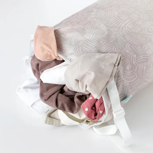 Miniatura 5 de Bumkins Bolsa impermeable colgante grande para bebé, lavandería, ropa sucia, viajes, traje de baño, pañales de tela, piscina, toallas, guardería, XL