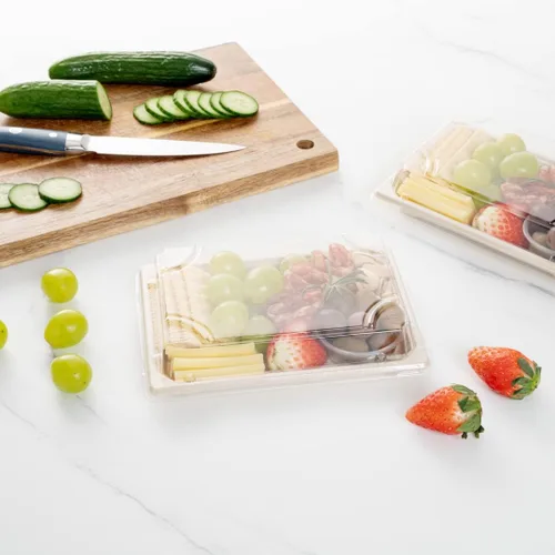 Miniatura 3 de Restaurantware Solo tapas: tapas de plástico Foil Lux para bandeja mediana de sushi 100 tapas rectangulares para platos de bagazo - Bandejas se
