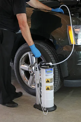 Miniatura 5 de Mityvac 7201 Evacuador Manual de Fluidos Plus con Depósito de 2.3 Galones; Evacúa o Dispensa Fluidos con Botón Pulsador; Evacúa a Través del Tubo