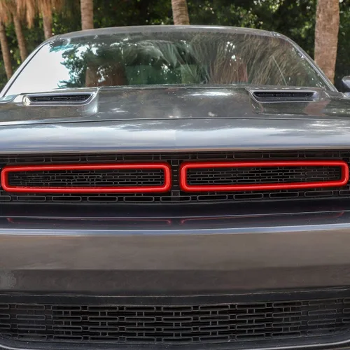Miniatura 4 de Voodonala para insertos de rejilla delantera Challenger para accesorios Dodge Challenger 2015-2022, ABS rojo 2 piezas