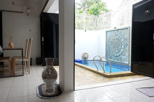 Miniatura 5 de Jarrón de mosaico de 24 pulgadas, cilindro alto hecho de terracota con piezas de mosaico de vidrio negro y gris, pieza decorativa hecha a mano