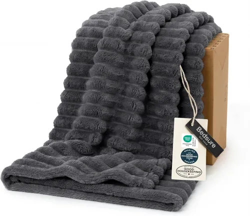 Miniatura 23 de Bedsure GentleSoft - Manta de forro polar azul para sofá, mantas suaves y acogedoras para mujer, lindas mantas pequeñas para niñas, azul claro, 108