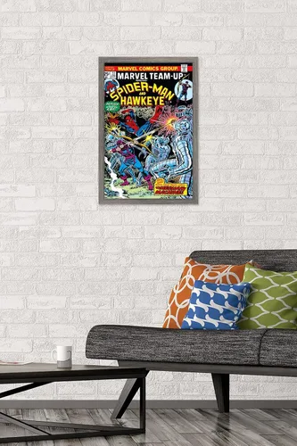 Miniatura 2 de Trends International Marvel Comics - Póster de pared de Hawkeye y Spider-Man, 22.4 pulgadas de largo x 14.7 pulgadas, versión enmarcada de madera