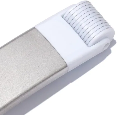 Miniatura 2 de StackedSkincare Microneedling - Herramienta de refinación de piel con cabezal de rodillo reemplazable de 0.008 in - Microneedling cosmético para uso
