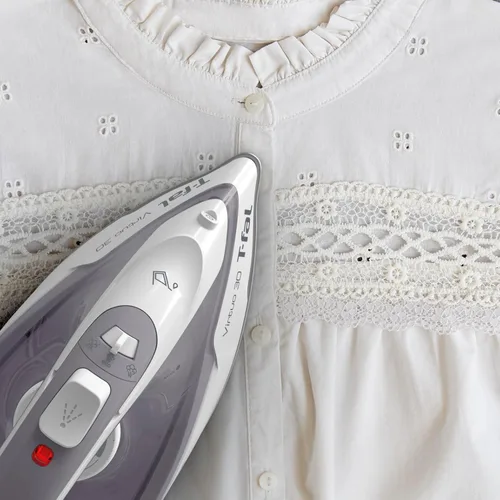 Miniatura 4 de T-Fal Virtuo Plancha de vapor para ropa, vaporizador de ropa, ráfaga de vapor y aerosol, plancha portátil y vaporera para ropa, suela antiadherente