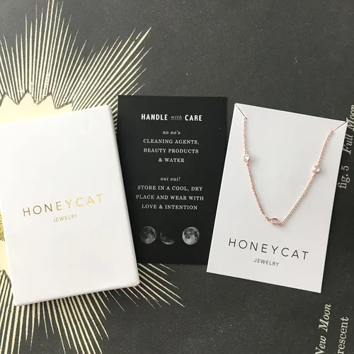 Miniatura 5 de HONEYCAT - Collar de trio con bisel de cristal pequeño en oro, oro rosa o plata joyería minimalista y delicada