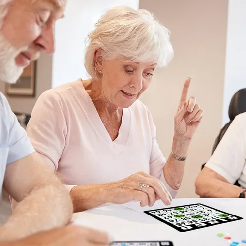 Miniatura 5 de GSE Games & Sports Expert Paquete de 18 tarjetas de juego de bingo con números de fácil lectura, hojas de bingo de papel reutilizables para fiestas
