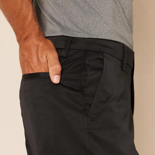 Miniatura 3 de Tienda Essentials Pantalón de golf elástico de corte clásico para hombre (disponible en tallas grandes y altas)