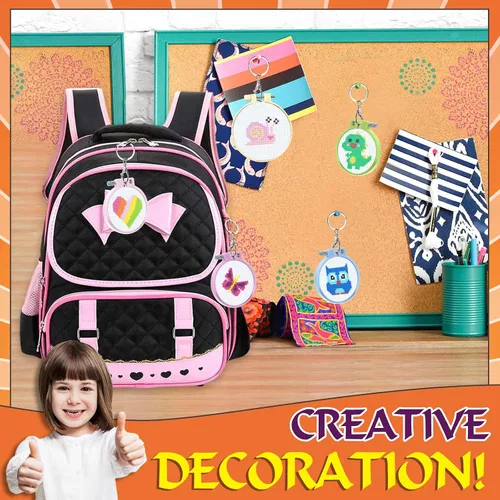 Miniatura 6 de ZOCONE 12 kits de punto de cruz para niños de 7 a 13 años, kits para principiantes con instrucciones, llaveros, aros y herramientas de bordado