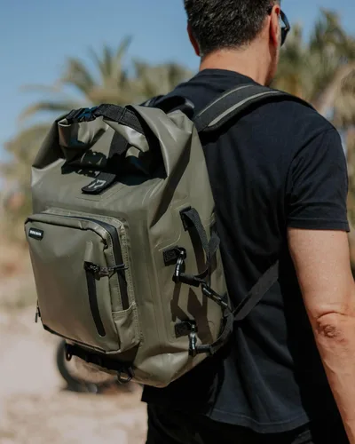 Miniatura 8 de RIDEIRON Mochila impermeable para motocicleta, bolsa seca con cierre superior enrollable para kayak, viajes, surf, canotaje, pesca, campamento Oliva