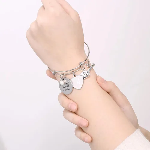 Miniatura 7 de M MOOHAM Graduation Gifts for Her 2023, High School College Graduation Gifts Inspirational Graduation Bracelet