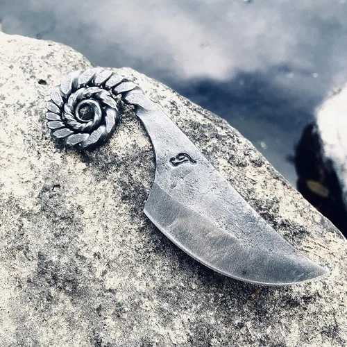 Miniatura 7 de Toferner Cuchillo de bolsillo celta, cuchillo forjado a mano con funda de cuero para el cuello, hoja endurecida, vintage, colección de arte antiguo