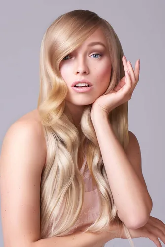 Miniatura 5 de J Beverly Hills Platinum Hydrate Shampoo con proteína de seda para hidratación, (3.4 oz, 12 oz, 32 oz)