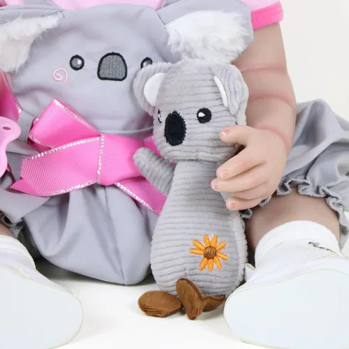 Miniatura 7 de Koala Cuddles - Muñeca realista Reborn de 22 pulgadas con pelo enraizado, cara pintada a mano en 3D y cuerpo de vinilo suave completo, atuendo rosa