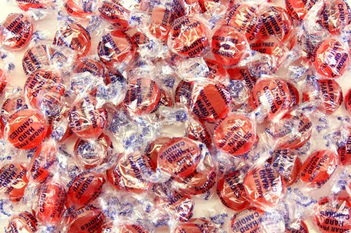 Planet Sweets Caramelo duro con botones de canela sin azúcar, 1.5 libras, caramelos a granel envueltos individualmente