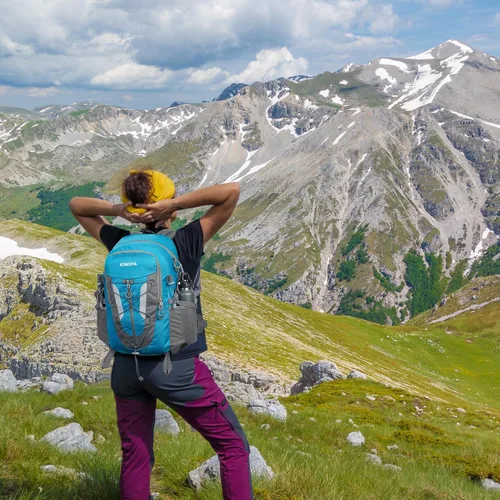 Miniatura 7 de Mochila de senderismo de 30 L, ligera, mochila de viaje pequeña para hombres y mujeres, para acampar al aire libre, mochilero, color azul