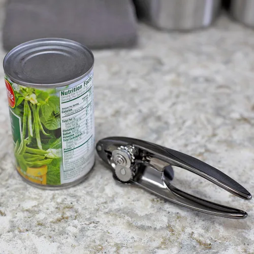Miniatura 6 de Home Basics - Abrelatas manual de aleación de zinc curvada con perilla grande de fácil giro Asas de agarre antideslizantes Rueda de corte