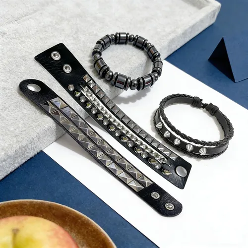Miniatura 2 de Juego de 4 pulseras góticas de cuero negro, pulseras con tachuelas de pirámide, pulseras de muñeca punk rock para hombres y mujeres, conciertos