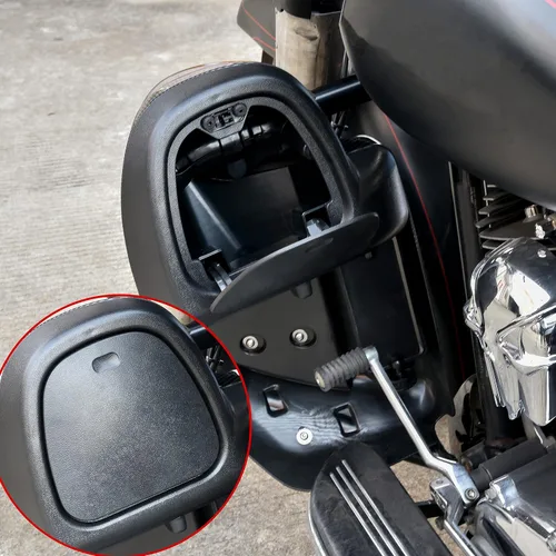 Miniatura 4 de Carenados de pierna ventilada inferior con patrón de fibra de carbono con guanteras para Harley Touring Street Glide Electra Glide Road King Glide