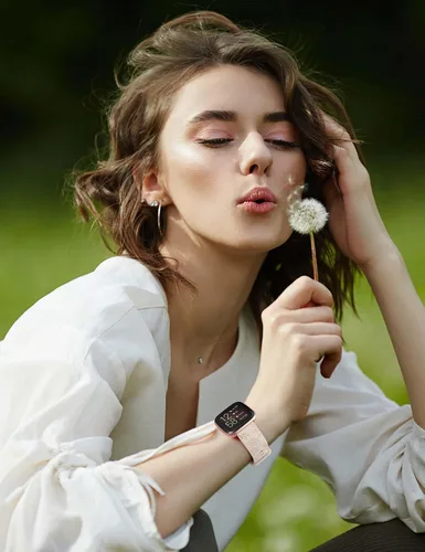 Miniatura 5 de Minyee Paquete de 2 correas con grabado floral compatibles con Fitbit Versa 2/Fitbit Versa/Versa Lite para mujeres, linda correa deportiva