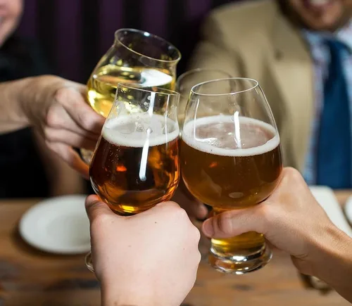 Miniatura 8 de Luigi Bormioli Birrateque - Vasos de cerveza de sidra de 17 onzas (juego de 2) – Vasos de cerveza artesanales para sidra, sidra dura, sidra